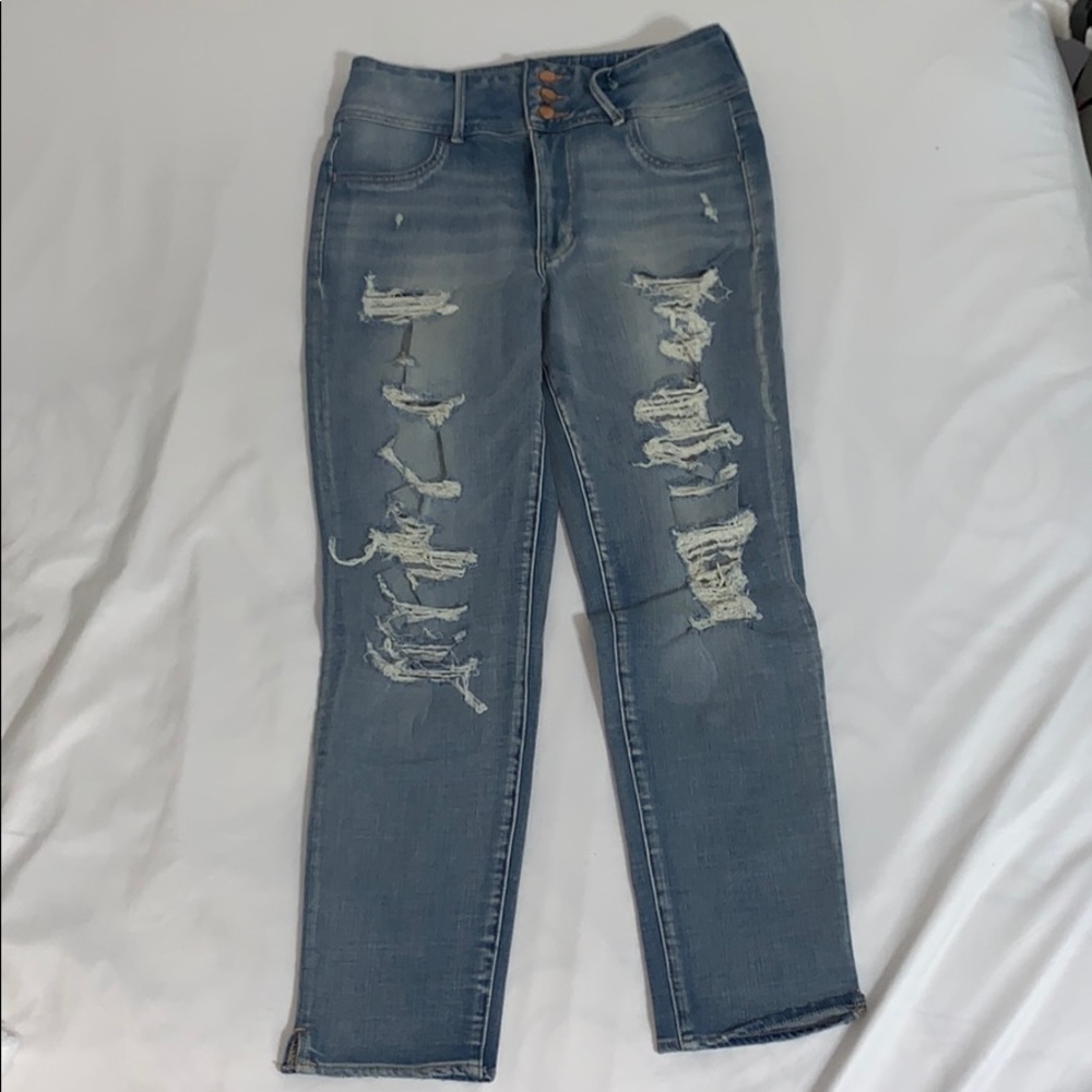 light wash ripped ae jeans